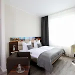 H24 Hoteltow 3* テルトー