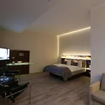 Hoteltow Отель 3*