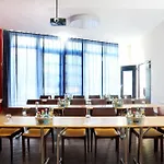 Hoteltow Отель 3*
