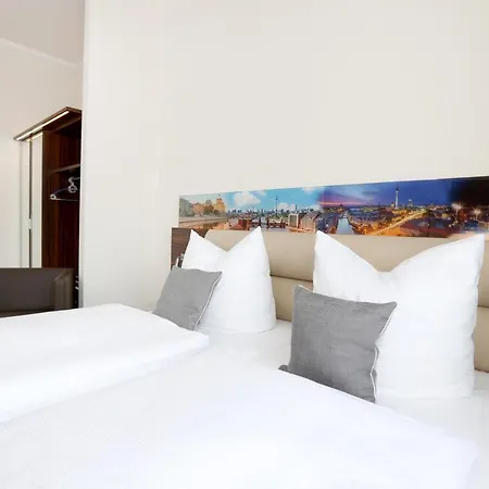 Hoteltow Hotel Teltow