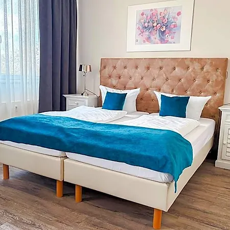 Hoteltow Hotel Teltow