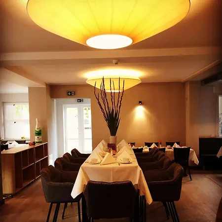 Hoteltow Hotel Teltow
