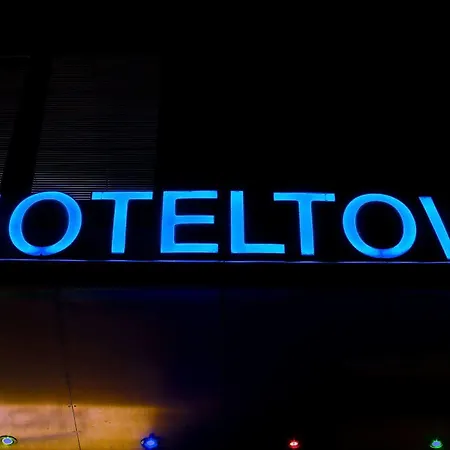 Hoteltow