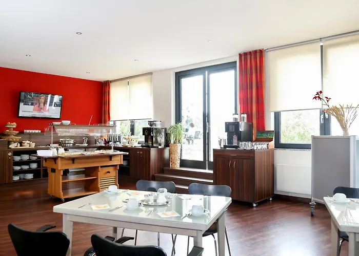 Hotel H24 Hoteltow Teltow