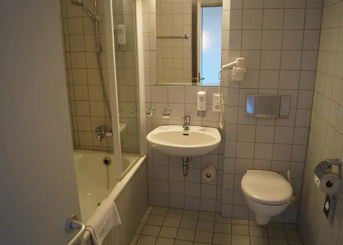 H24 Hoteltow Hotel Teltow