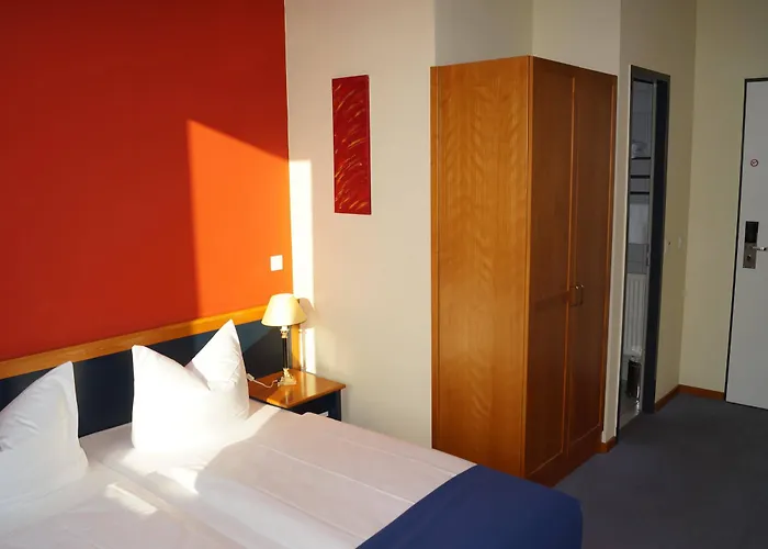 Hotel H24 Hoteltow Teltow