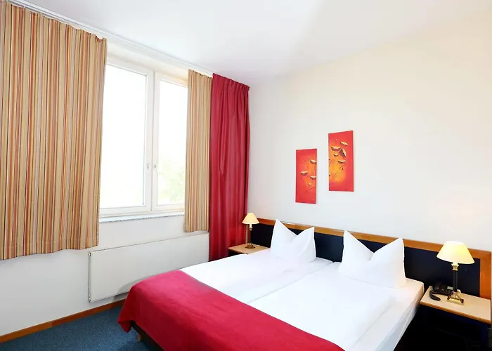 Hotel H24 Hoteltow Teltow