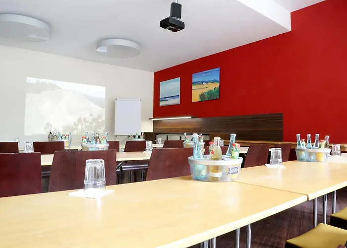 Hotel H24 Hoteltow Teltow